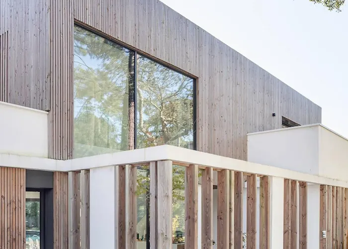 D'exception Avec Piscine Chauffee, Proche Plages Et Commodites - Fr-1-791-22 Villa