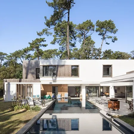 D'exception Avec Piscine Chauffee, Proche Plages Et Commodites - Fr-1-791-22 Villa *