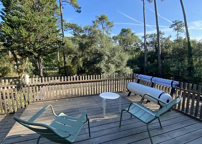 D'exception Avec Piscine Chauffee, Proche Plages Et Commodites - Fr-1-791-22 *