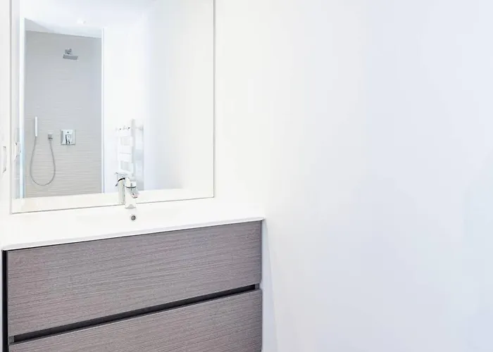 D'exception Avec Piscine Chauffee, Proche Plages Et Commodites - Fr-1-791-22